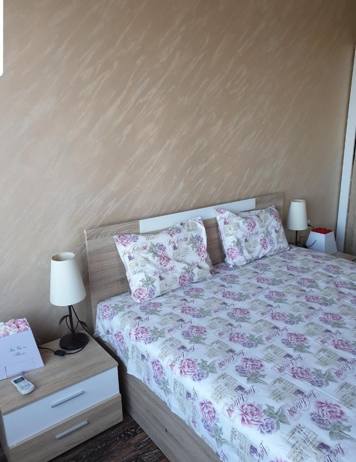 Sunshine Apartment Pomorie Exterior photo