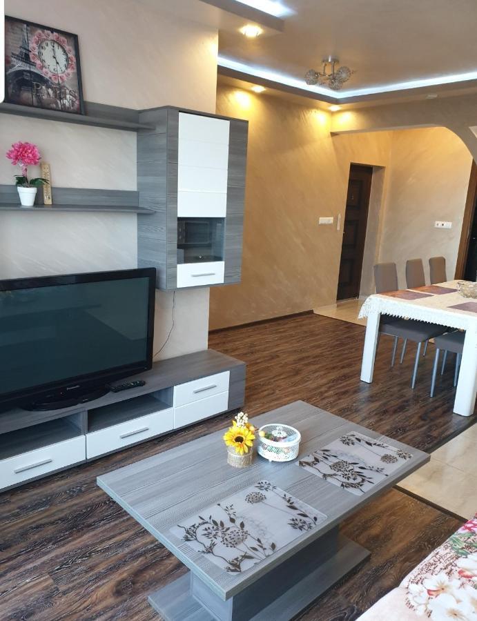 Sunshine Apartment Pomorie Exterior photo