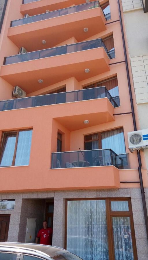 Sunshine Apartment Pomorie Exterior photo